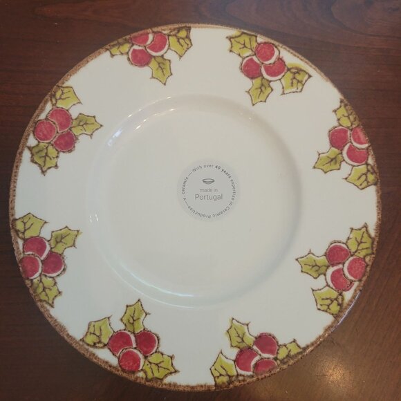 Fitz & Floyd Portuguese Ceramic Holiday Plate With Holly & Berry Design - Picture 1 of 5